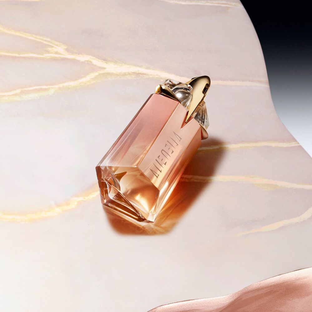Thierry mugler alien orange bottle top