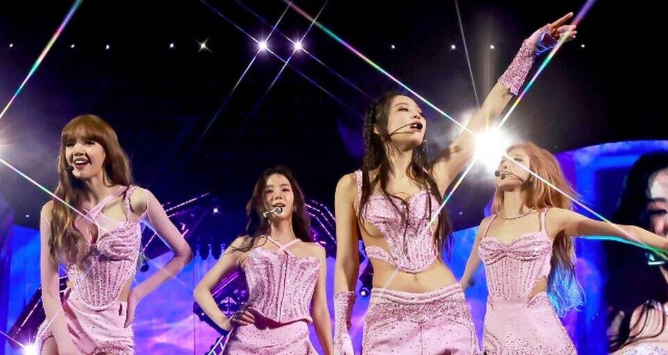 BLACKPINK wears custom Mugler at Coachella 2023