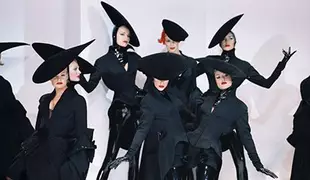 Mugler