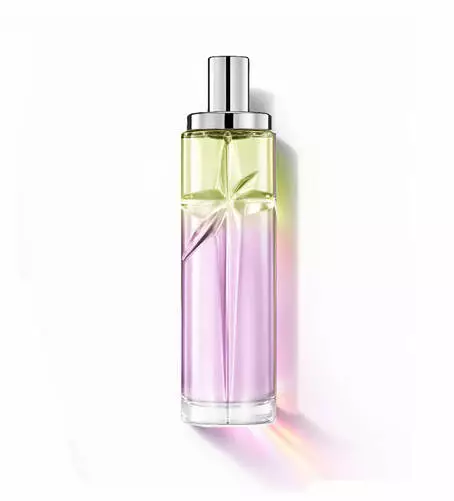 Gourmet Berry: tall bottle with light green and pink gradient on a white background.
