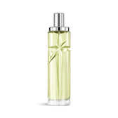 New Starlicious Pistachio Praline packshot, a crystal-clear bottle filled with pale green juice which captures the summer light in a carved shooting star, its facets shining bright beneath a sleek silver cap.