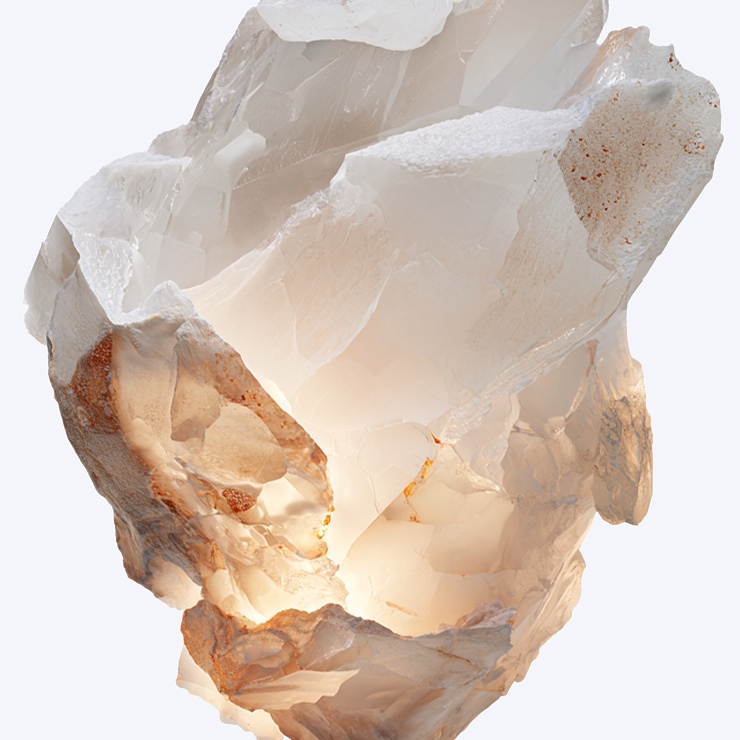 Luminous crystal-inspired ingredient visual for Angel Blush by Mugler fragrance : musk​